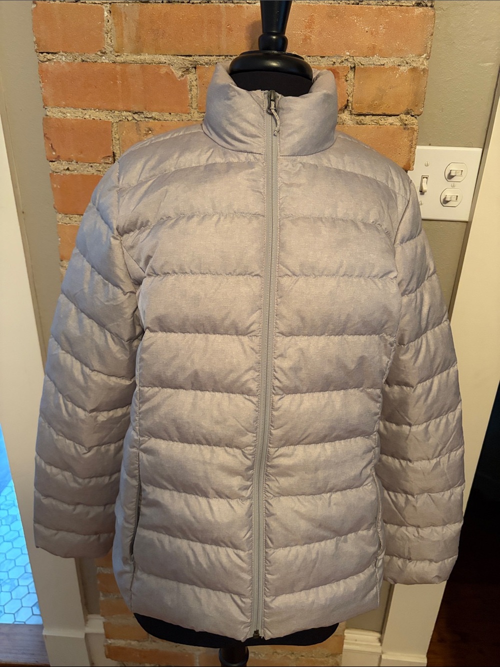 Eddie Bauer Light Gray Quilted Packable Puffer Jacket